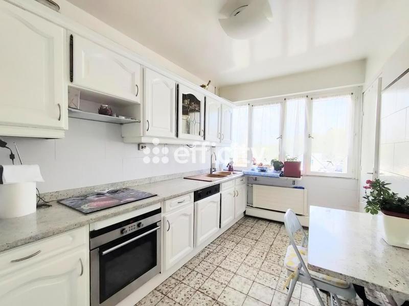 Appartement ancien - 105 m² - 5 pièces