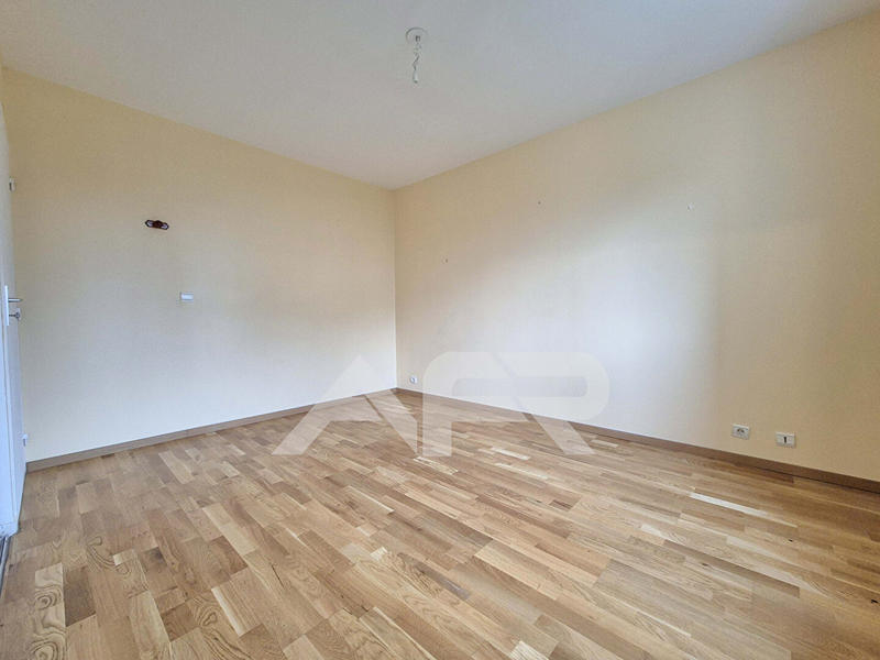 Appartement - 89 m² - 4 pièces