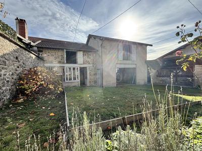 Maison - 180 m² - 9 pièces