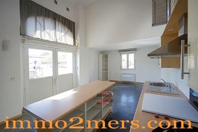 Maison en pierre - 87 m² - 2 pièces