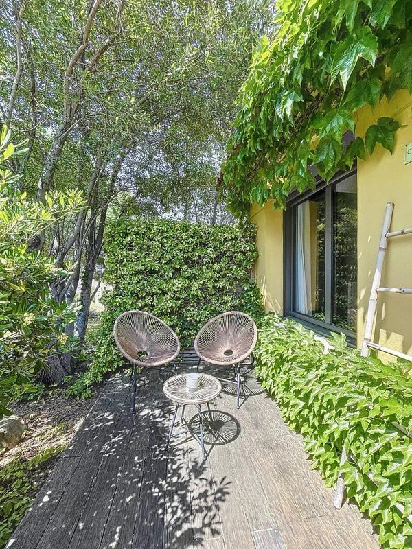 Maison - 215 m² - 7 pièces