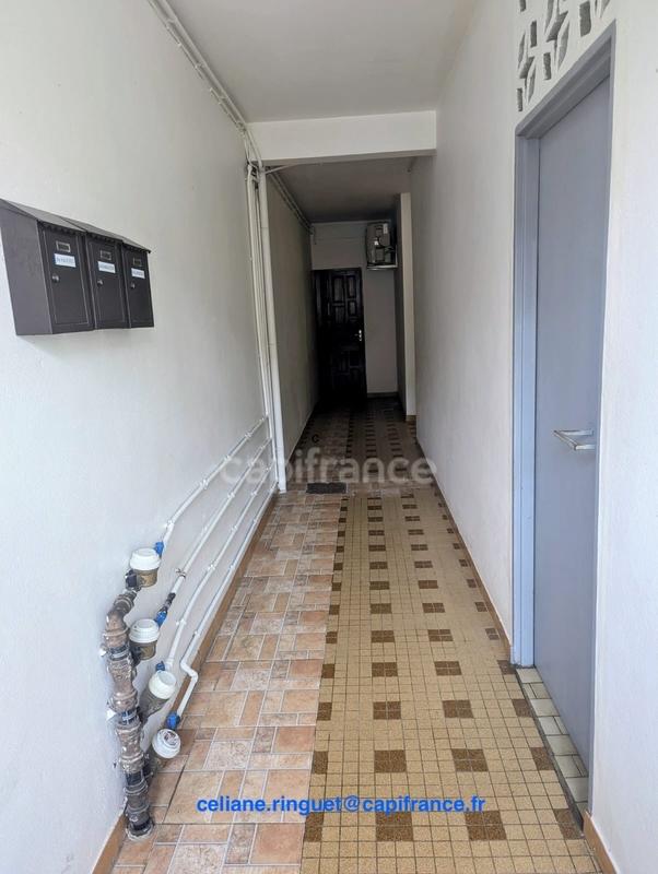 Immeuble - 247 m² - 11 pièces