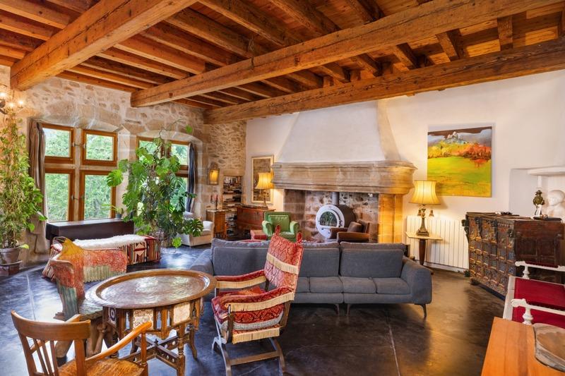 Maison - 180 m² - 7 pièces