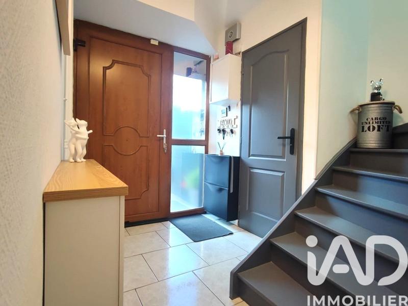 Maison - 95 m² - 5 pièces