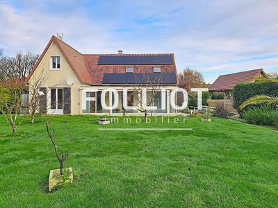 Maison - 137 m² - 6 pièces