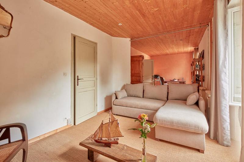 Moulin - 271 m² - 8 pièces