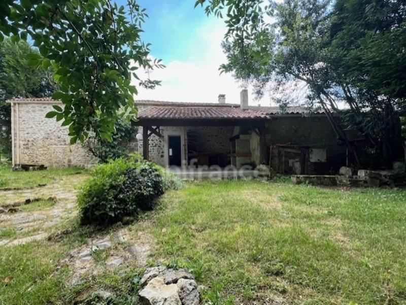 Maison - 260 m² - 7 pièces