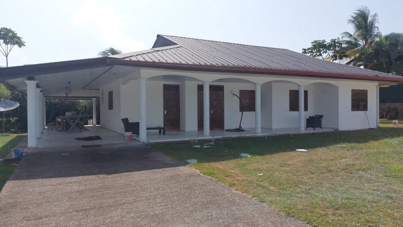 Maison - 104 m² - 4 pièces