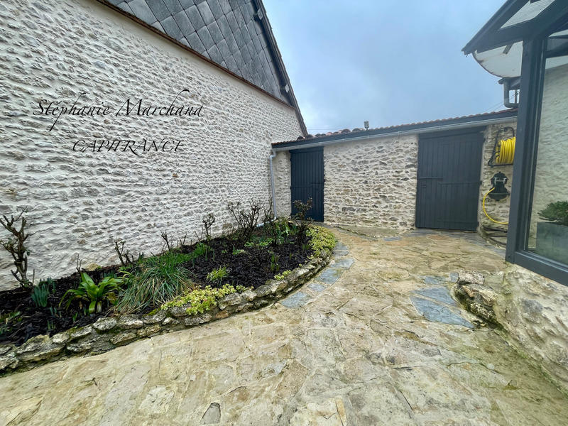 Maison - 137 m² - 6 pièces
