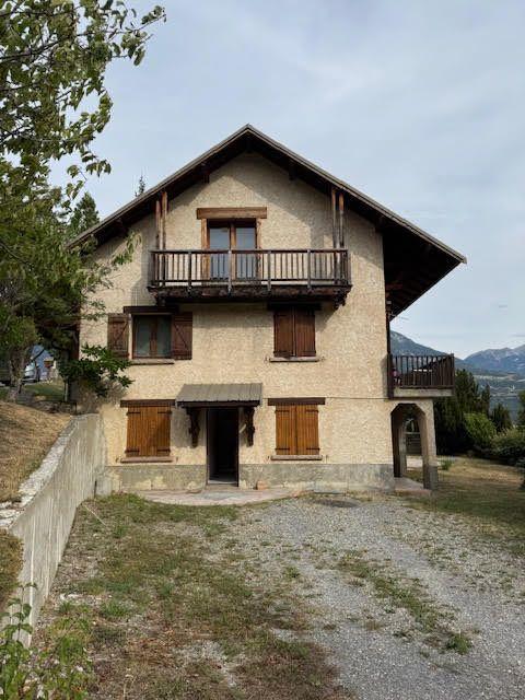 Appartement - 94 m² - 3 pièces