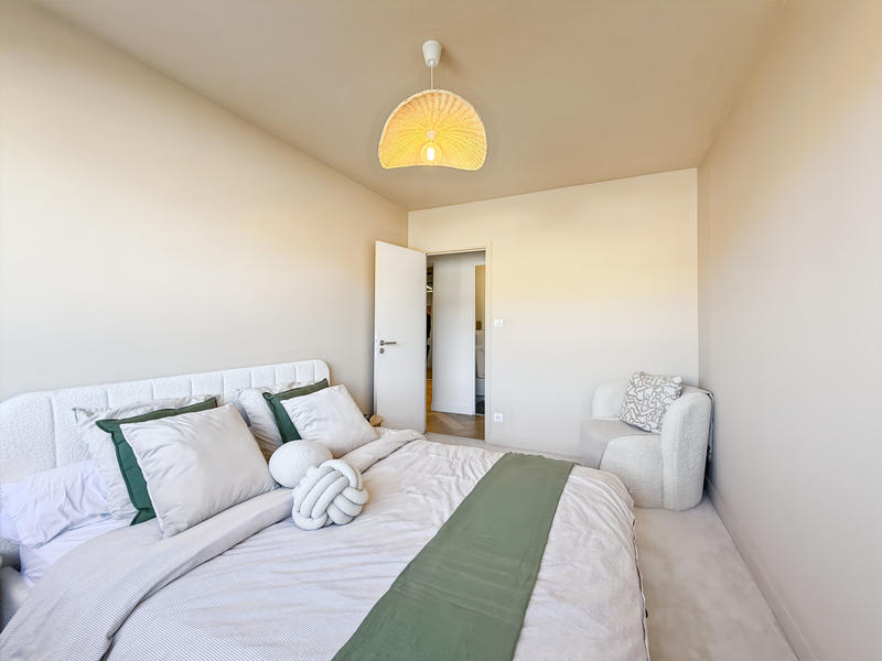 Appartement - 80 m² - 3 pièces