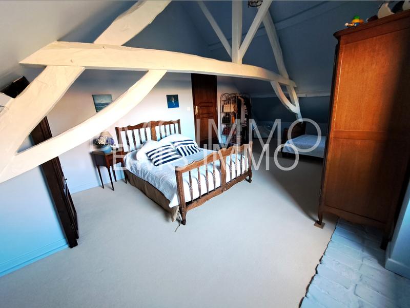 Maison - 270 m² - 8 pièces