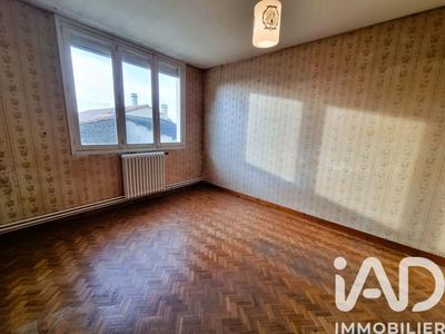 Maison - 106 m² - 5 pièces