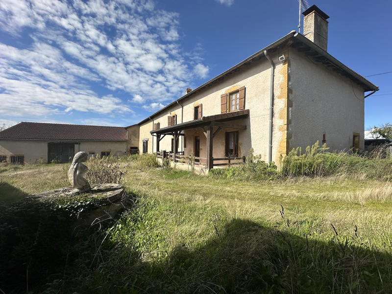 Maison - 220 m² - 7 pièces