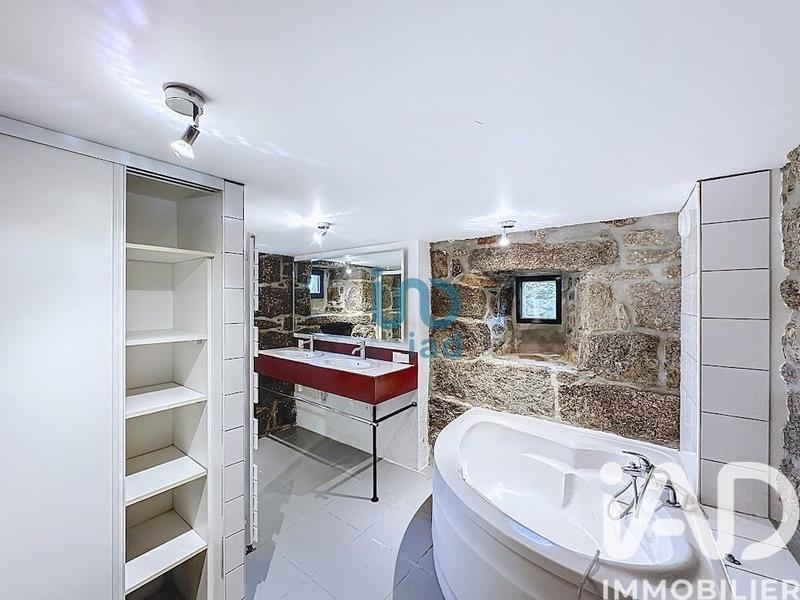 Maison - 170 m² - 7 pièces