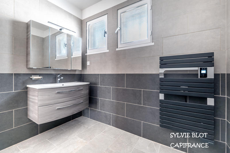 Maison - 109 m² - 5 pièces