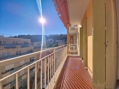 Appartement - 77 m² - 4 pièces