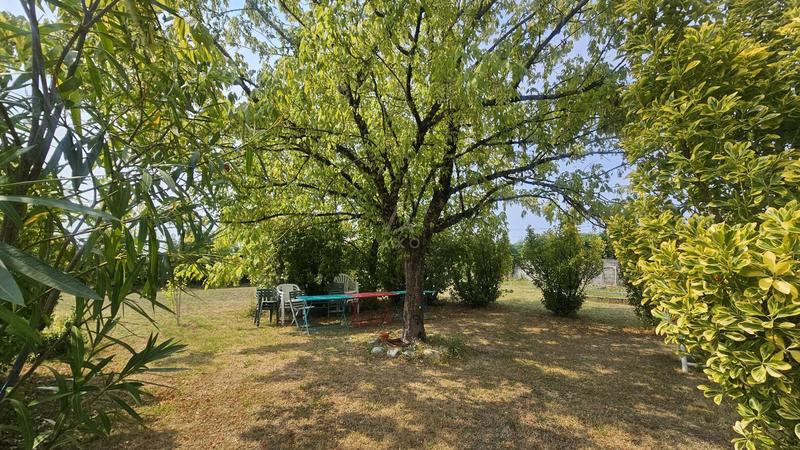 Maison - 213 m² - 6 pièces