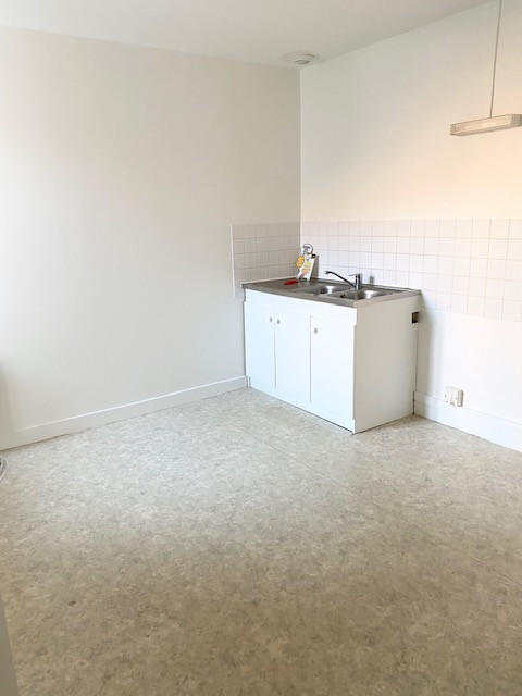 Appartement - 95 m² - 5 pièces