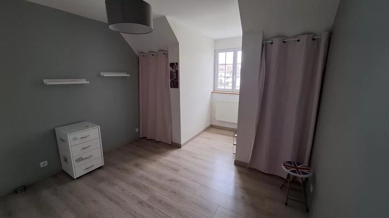 Maison - 167 m² - 6 pièces