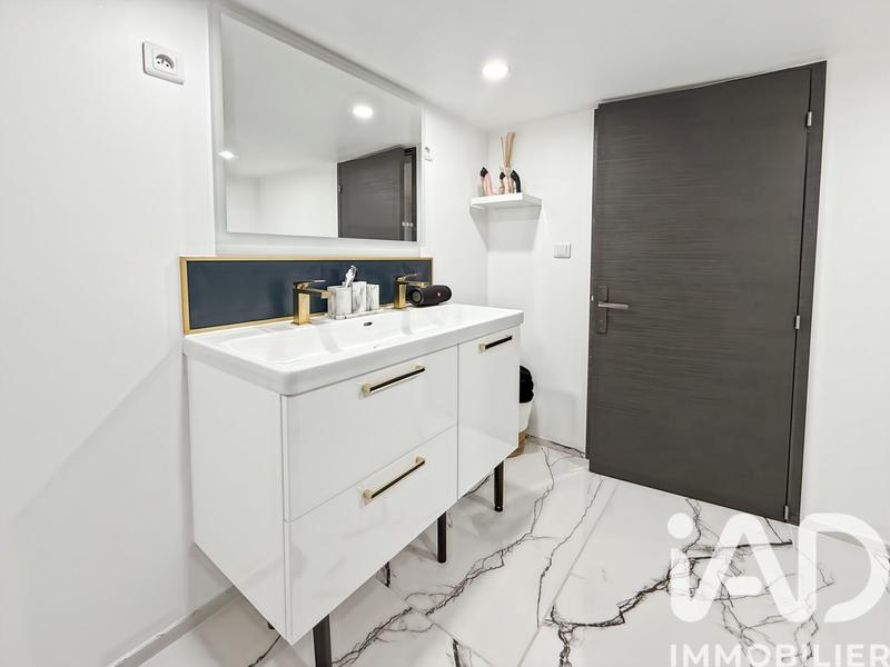 Maison - 137 m² - 5 pièces