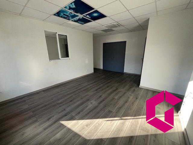 Local d'activités - 600 m²