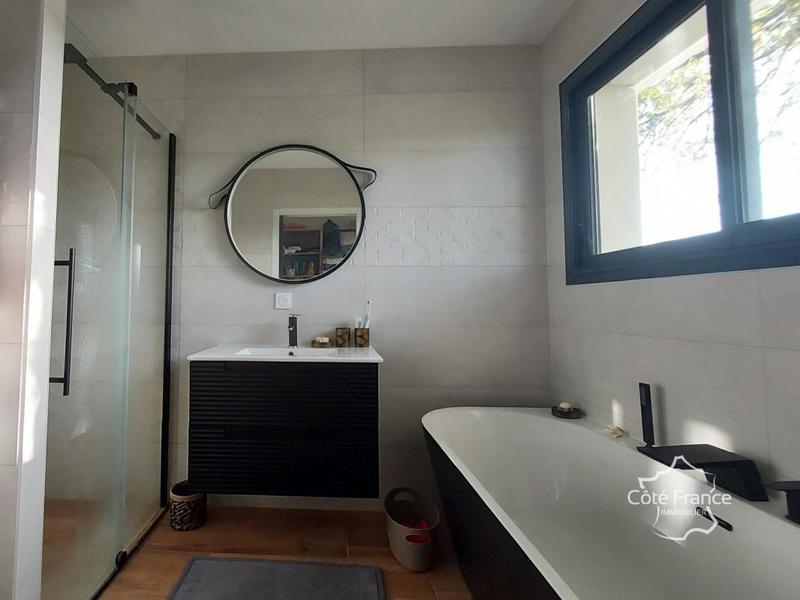 Maison - 190 m² - 7 pièces