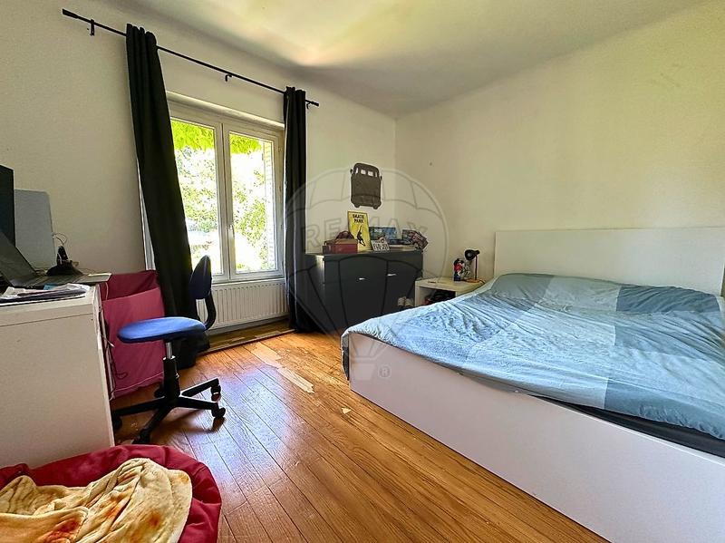 Propriété - 140 m² - 5 pièces