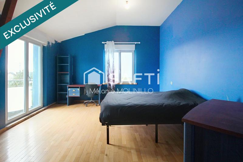 Maison - 260 m² - 12 pièces