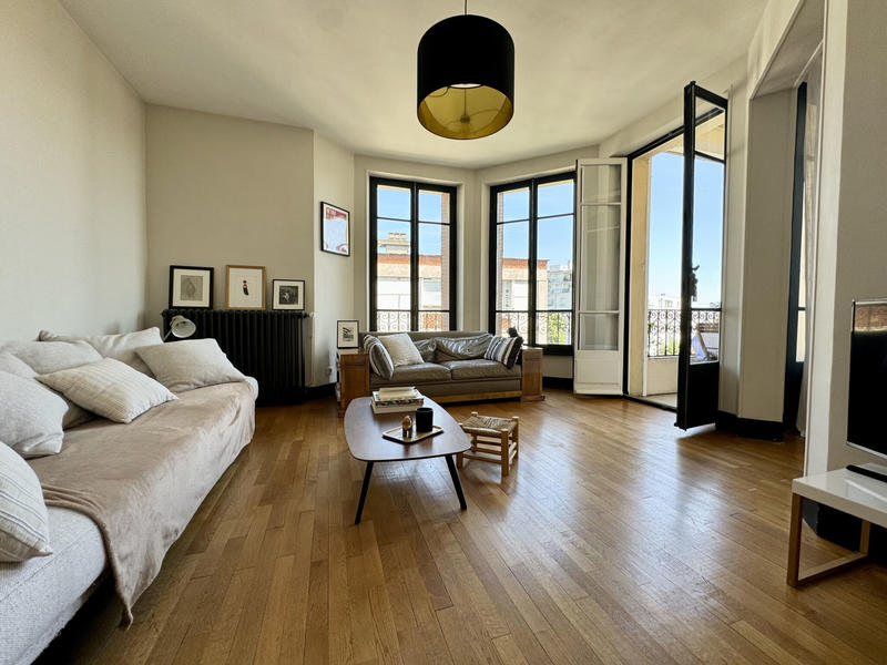 Appartement - 96 m² - 4 pièces