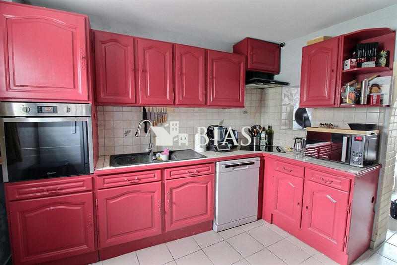 Maison - 80 m² - 4 pièces