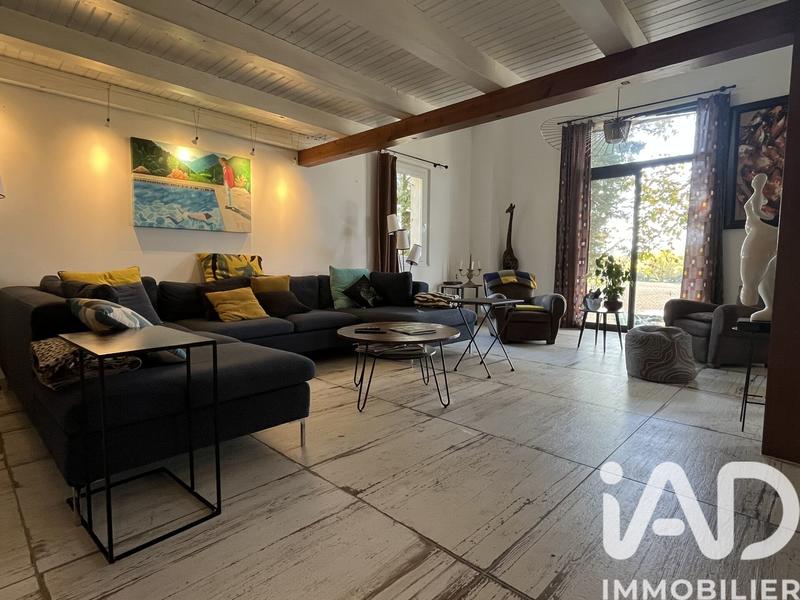 Maison - 159 m² - 5 pièces