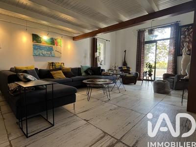 Maison - 159 m² - 5 pièces