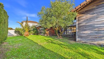 Maison - 168 m² - 7 pièces