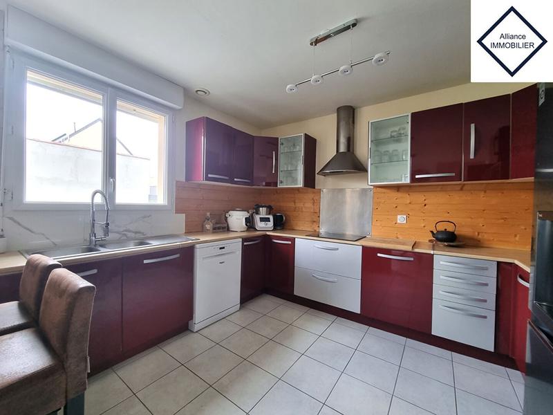 Maison - 103 m² - 6 pièces