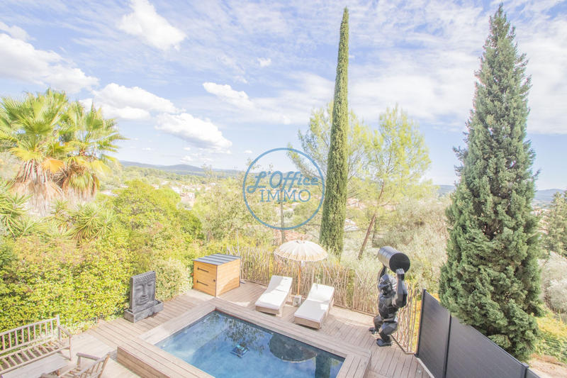 Villa - 100 m² - 4 pièces