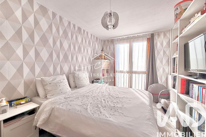 Appartement - 90 m² - 4 pièces