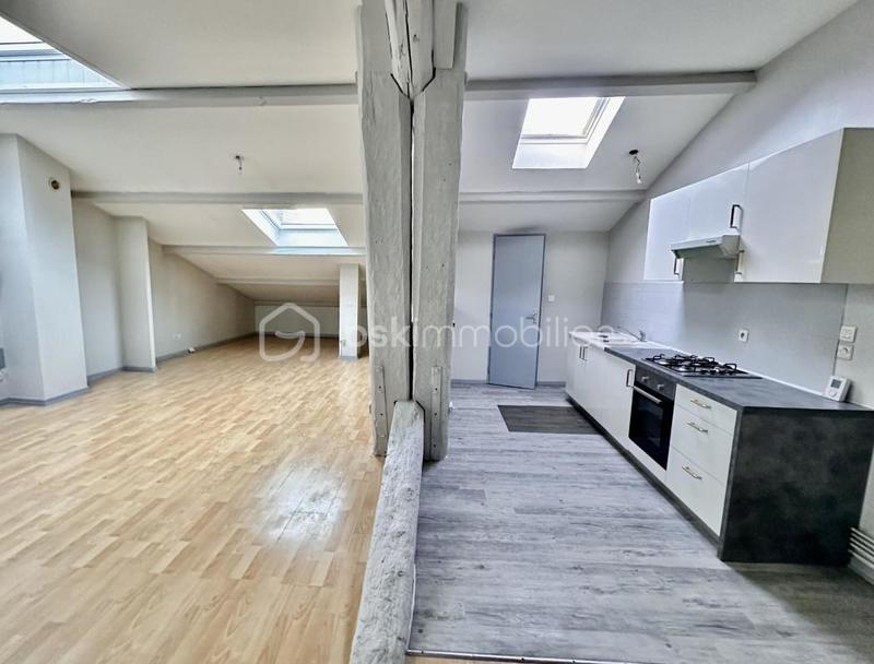 Duplex - 93 m² - 5 pièces