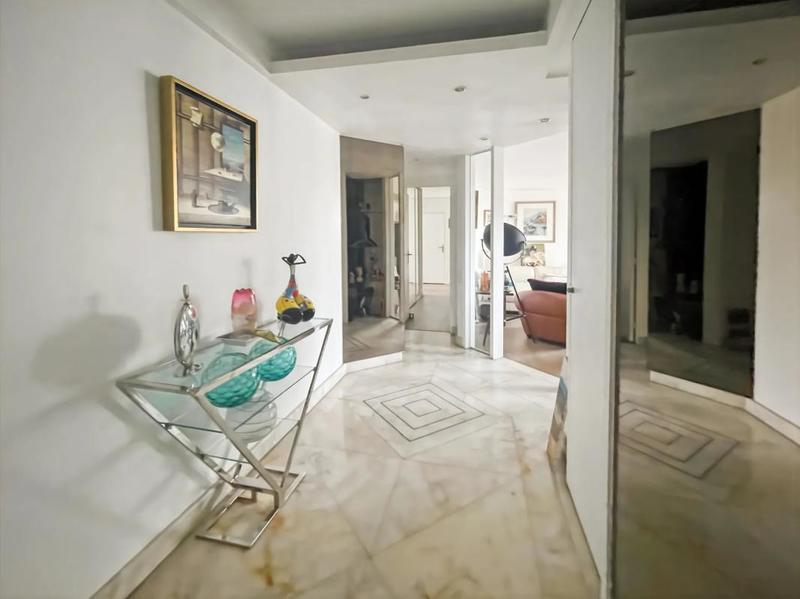 Appartement - 136 m² - 5 pièces