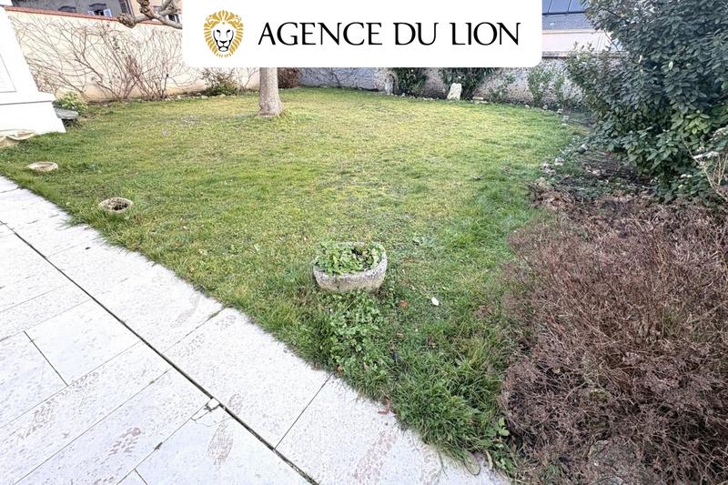 Maison - 198 m² - 8 pièces