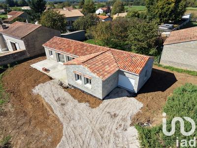 Maison - 100 m² - 4 pièces