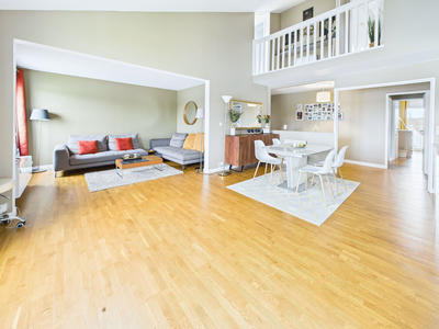 Appartement - 126 m² - 6 pièces