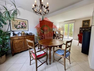 Maison - 155 m² - 7 pièces