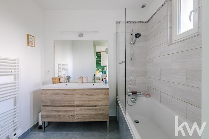 Maison - 115 m² - 6 pièces