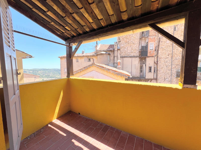 Appartement - 70 m² - 4 pièces