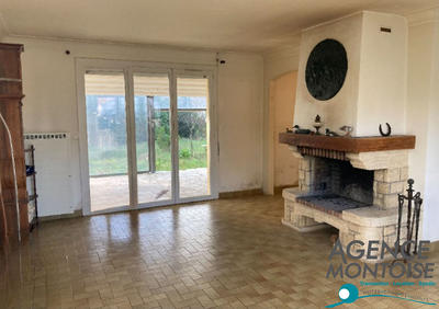 Maison - 92 m² - 4 pièces