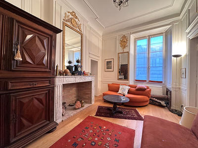 Appartement - 150 m² - 5 pièces