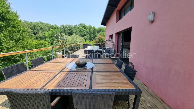 Maison d'architecte - 142 m² - 5 pièces