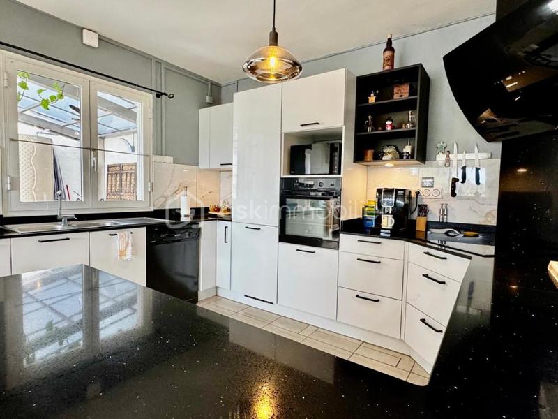 Maison traditionnelle - 115 m² - 4 pièces