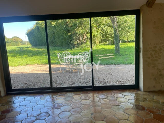 Maison - 180 m² - 6 pièces